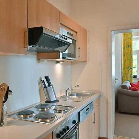 Ferienwohnung-2-villa-celia-sellin-strandnah-fuer-6-personen *