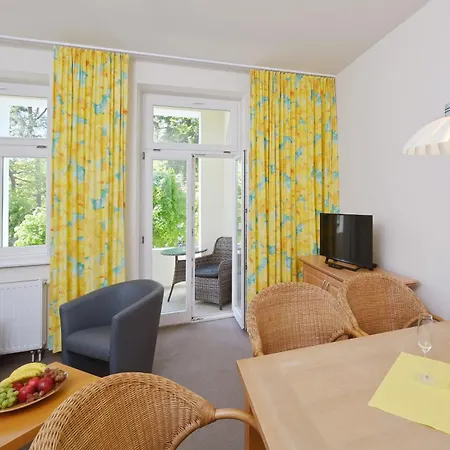 Ferienwohnung-2-villa-celia-sellin-strandnah-fuer-6-personen * Sellin (Rugen)